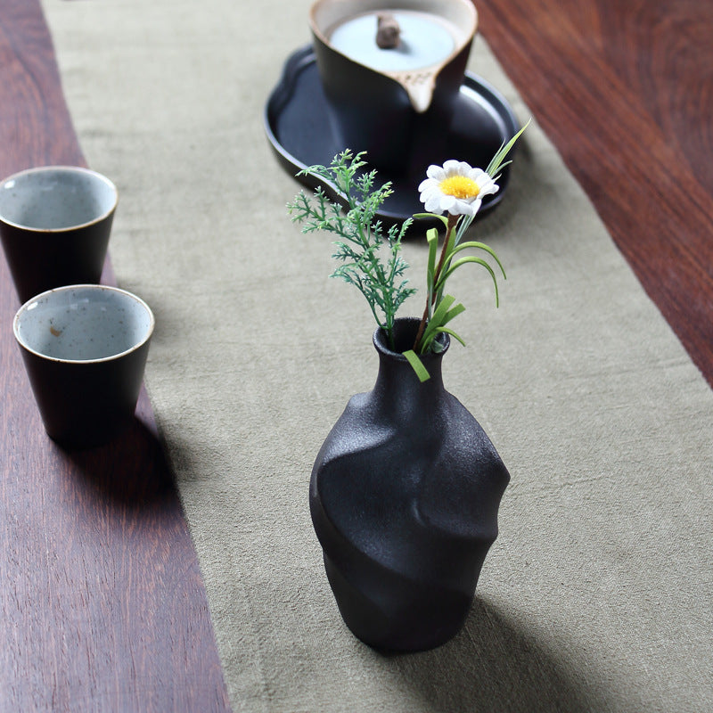 Ceramic simulating dry flower vase